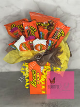 Load image into Gallery viewer, Reese’s Candy Bouquet
